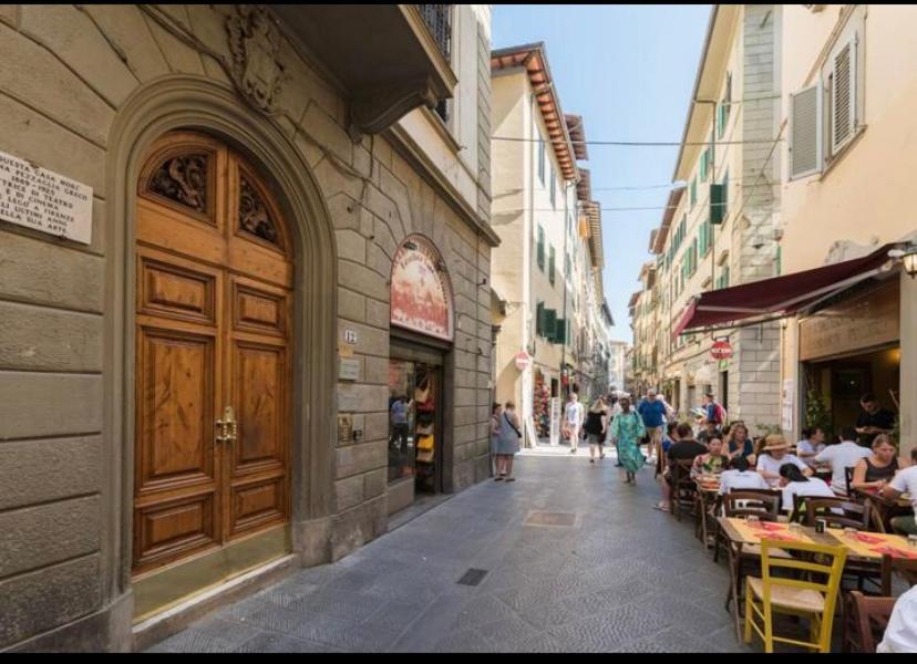 Casa Faenza At Most Historical Center With Lift !!! 피렌체 외부 사진